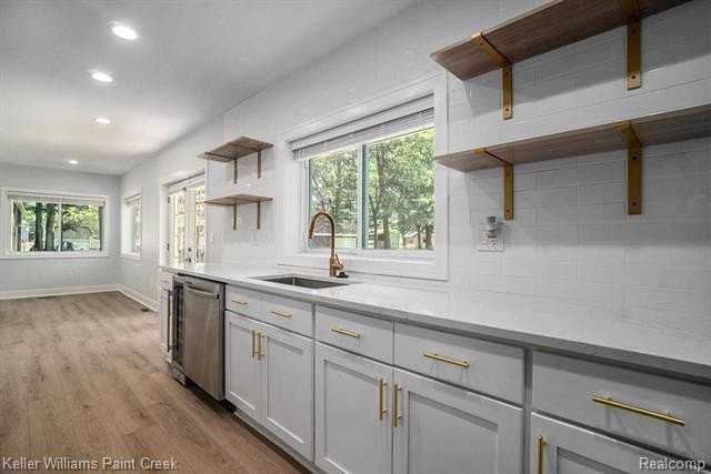 121 14th St - Photo 7 of 41