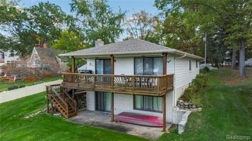 featured image of 9510 Beechcrest Street