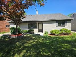 featured image of 15335 Mccann Street