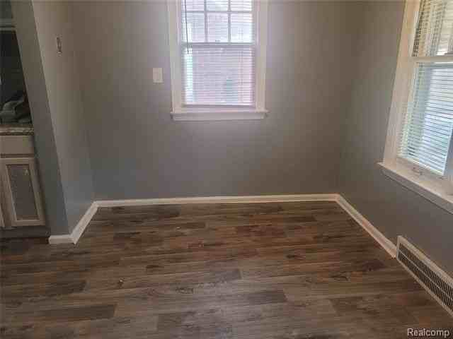 11993 Payton St - Photo 7 of 22