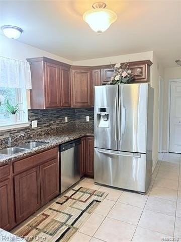 6178 Elarz Dr - Photo 7 of 34