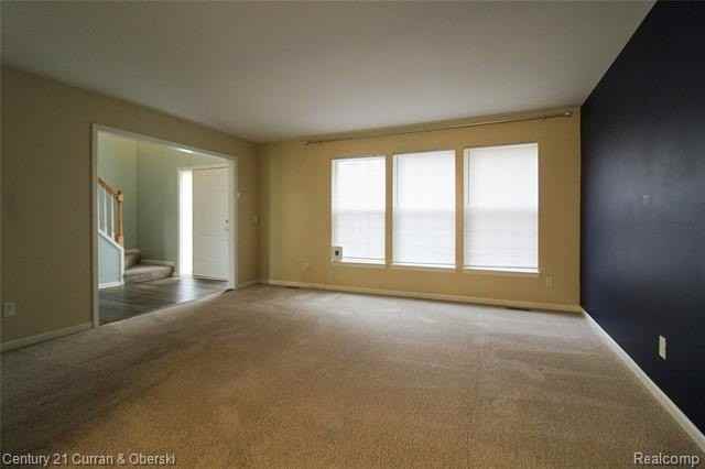 3571 Brooklyn Dr - Photo 4 of 33