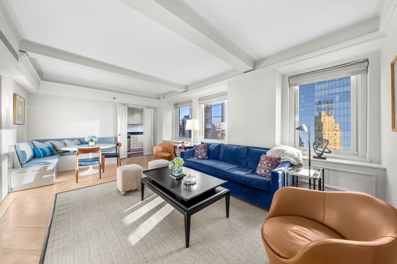 160 Central Park S #2811