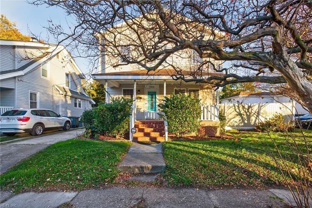 2818 Tidewater Dr - Photo 3 of 34