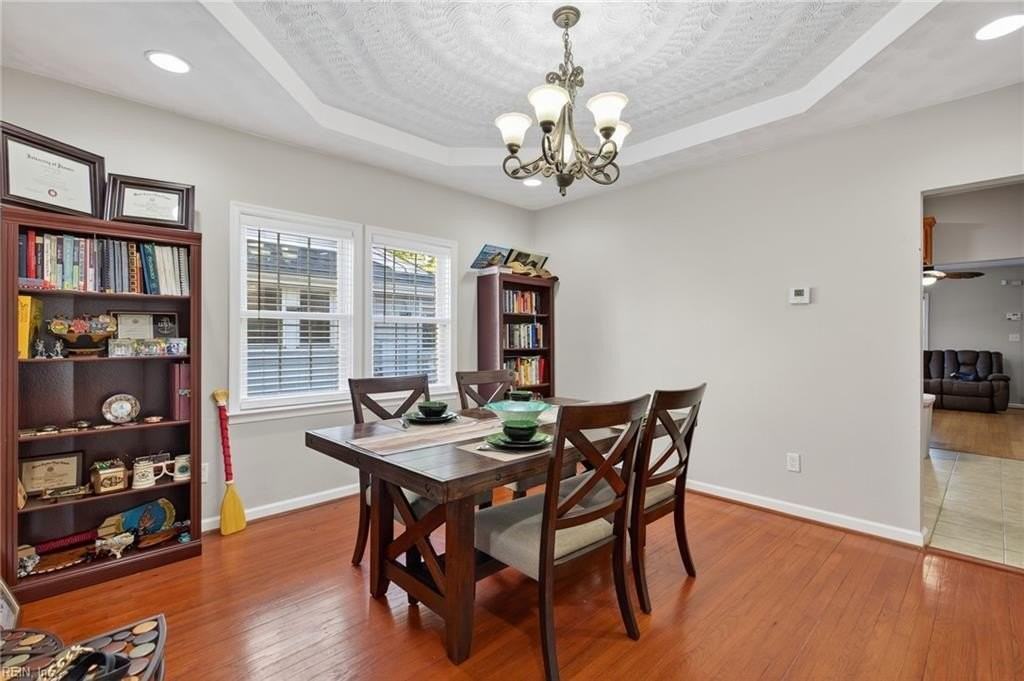 2818 Tidewater Dr - Photo 6 of 34