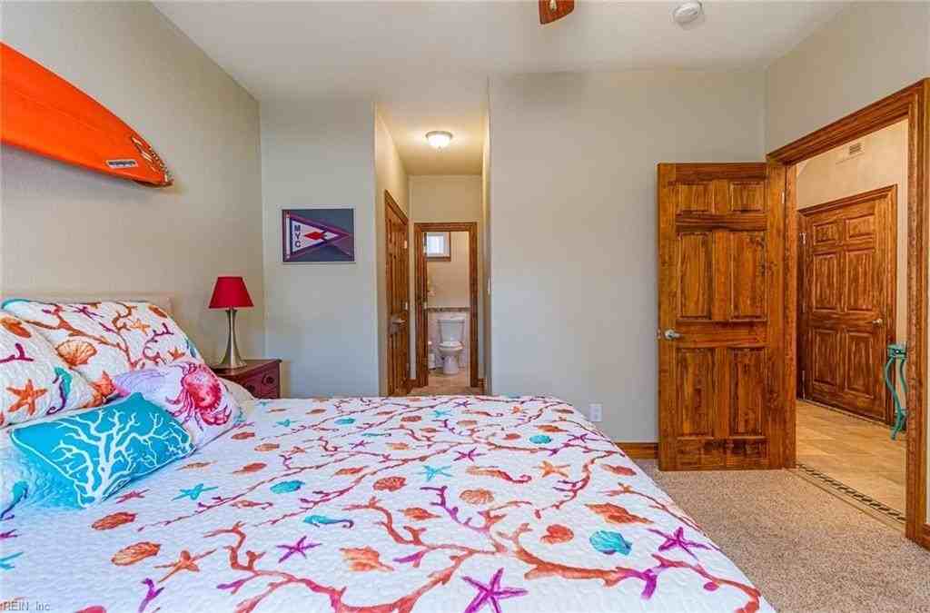 217 16th St #1 - Photo 6 of 47