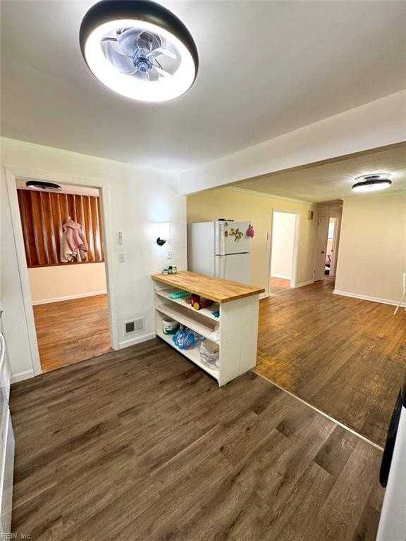 4834 W Norfolk Rd - Photo 6 of 16