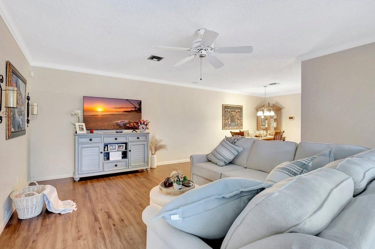 5840 Summerfield Ct - Photo 6 of 19