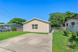 featured image of 1340 W 35th St