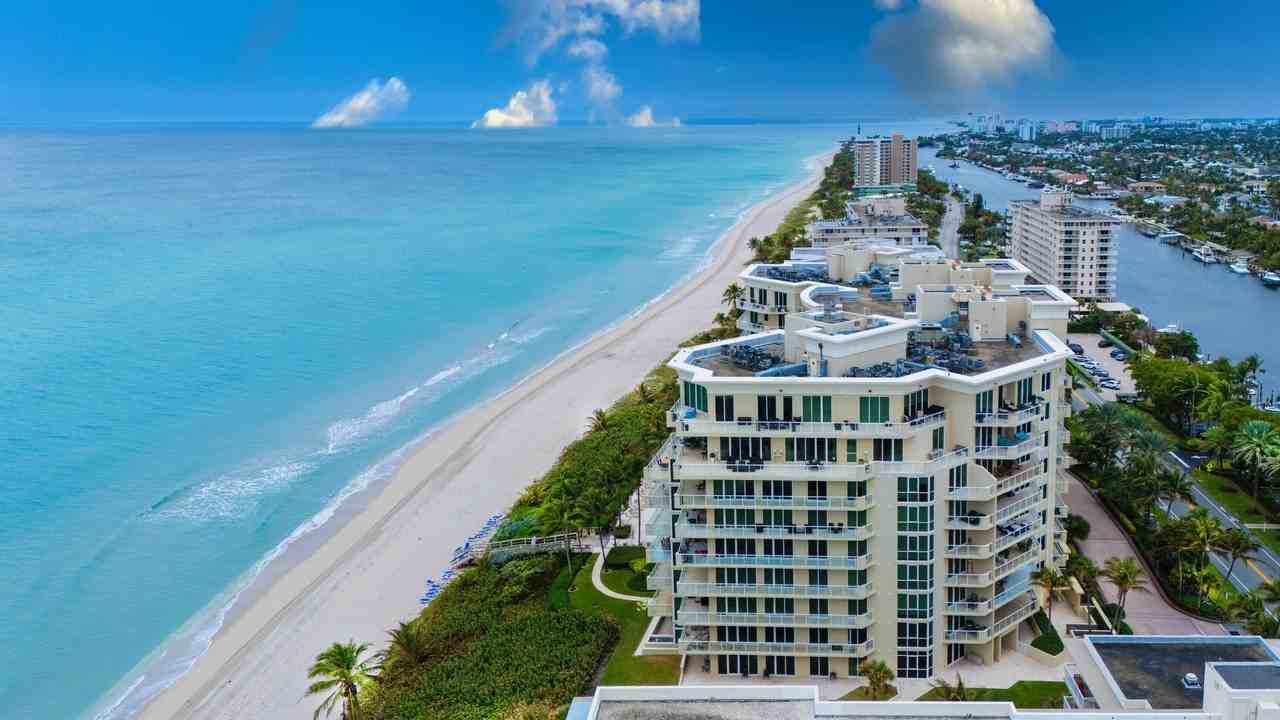 1063 Hillsboro Mile #301 - Photo 2 of 45