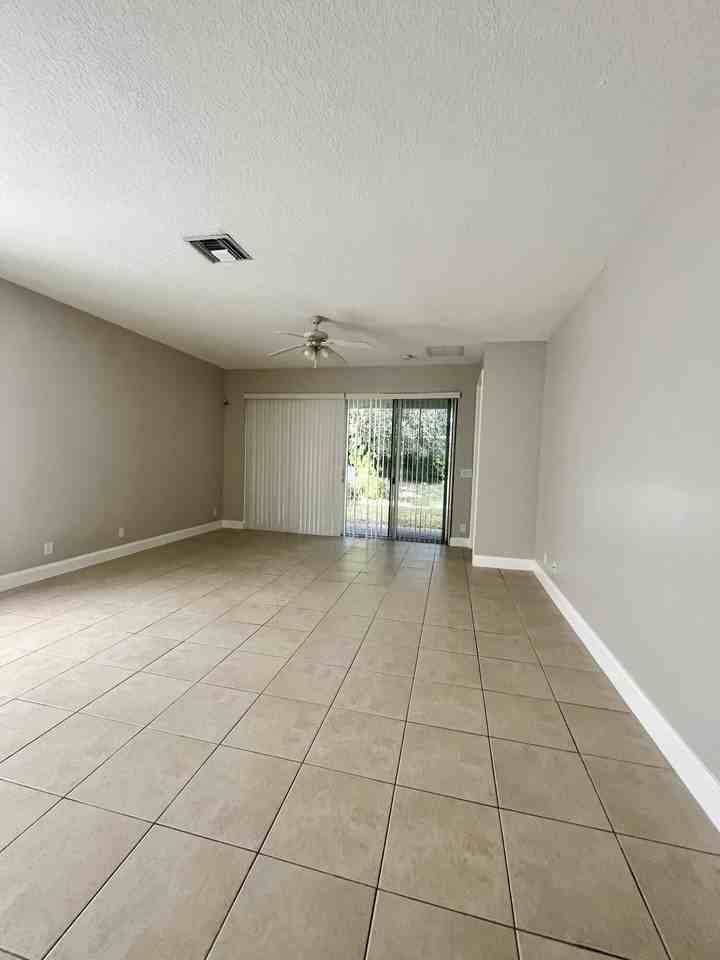 325 Mulberry Grove Rd - Photo 6 of 31