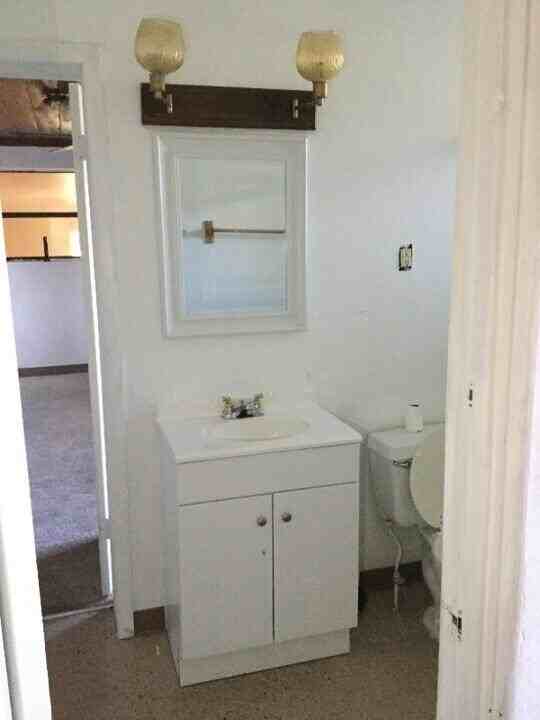 509 E Magnolia St - Photo 7 of 14