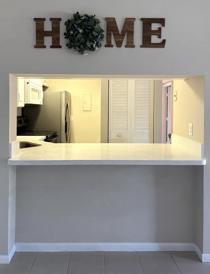 617 Sea Pine Way #D1 - Photo 4 of 12