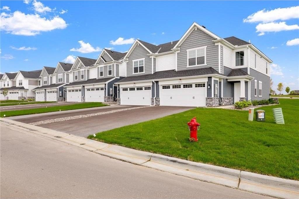 9297 4th Street North - Photo 2 of 29