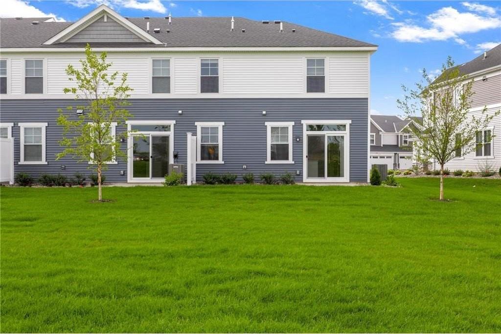 9297 4th Street North - Photo 4 of 29