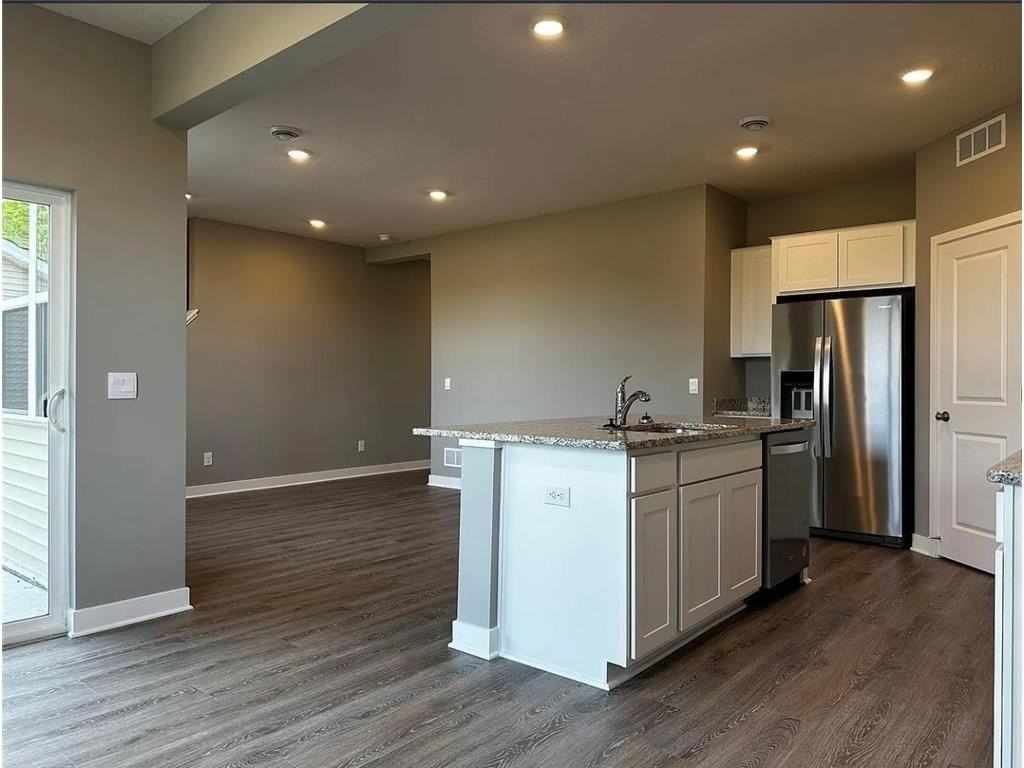 12669 Erskin St Ne - Photo 3 of 13