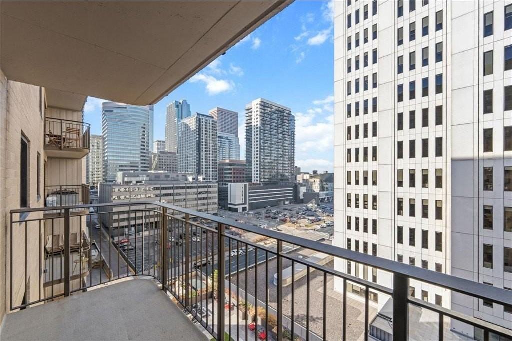 121 Washington Ave S #1007 - Photo 2 of 44