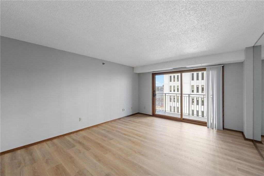 121 Washington Ave S #1007 - Photo 3 of 44