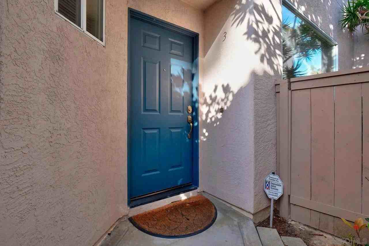 5512 Renaissance Ave Unit 3 #3 - Photo 5 of 50