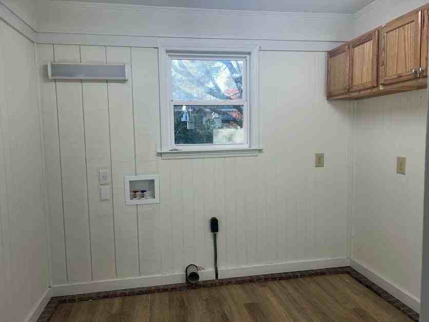 1914 West Oakland Avenue - Photo 7 of 21