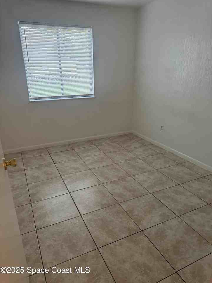 3212 Tree Ridge Ln Ne - Photo 6 of 8