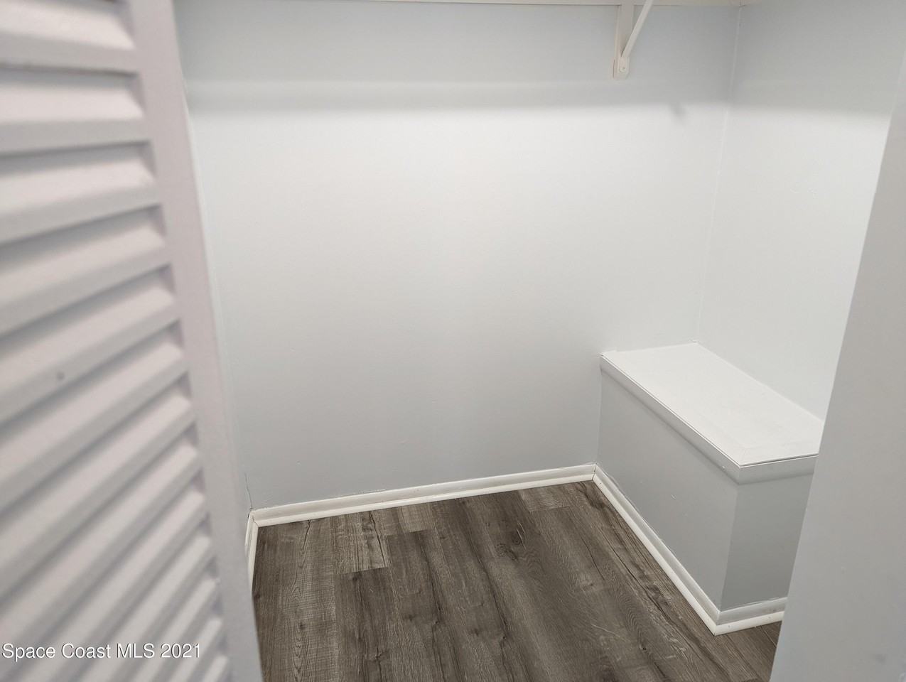 1681 Owl Ln - Photo 6 of 14