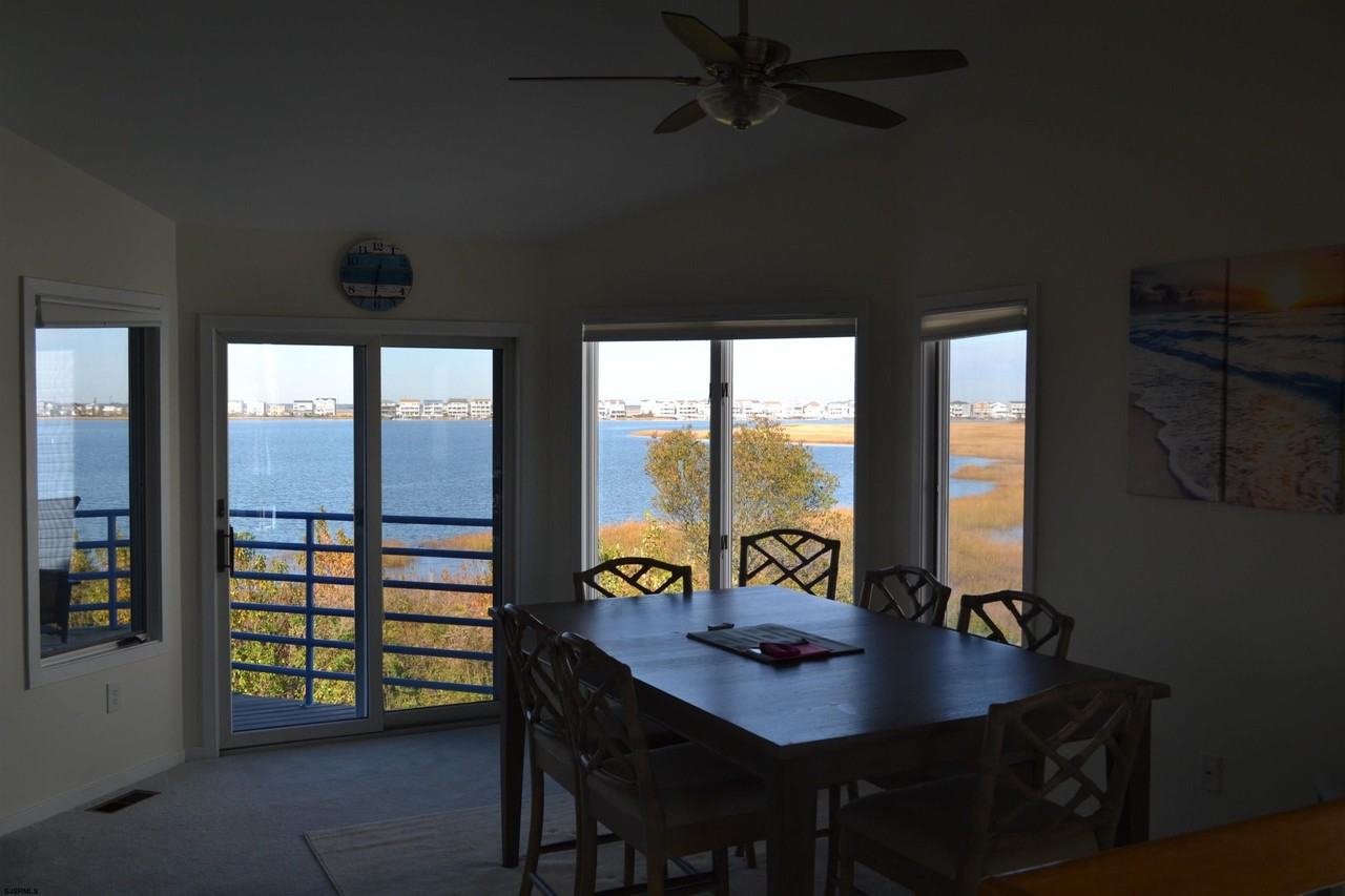 533 Lagoon Blvd - Photo 3 of 20