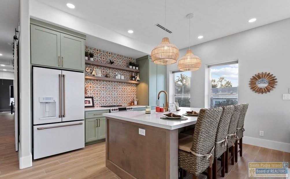 211A W Mesquite St - Photo 7 of 16