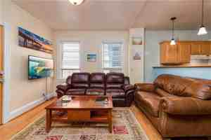 featured image of 9 Ann Street #1