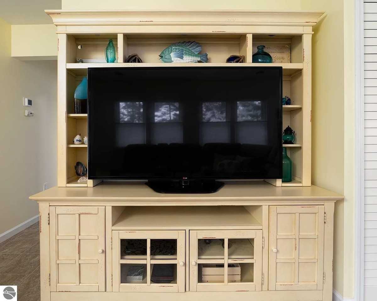 840 840 Millers Park Road - Photo 3 of 18