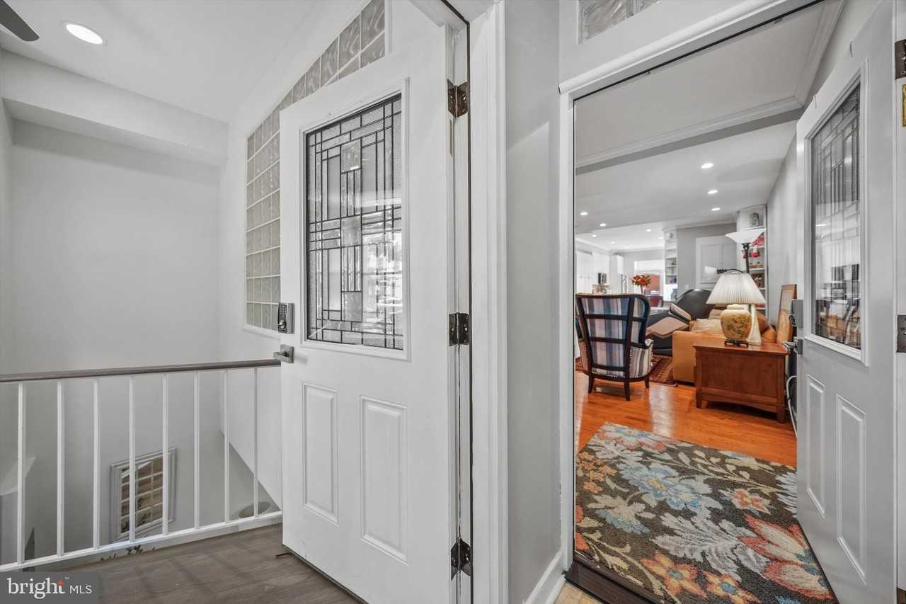 211 F Street Northeast - Photo 3 of 21