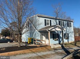 featured image of 781 Powhatan Beach Road