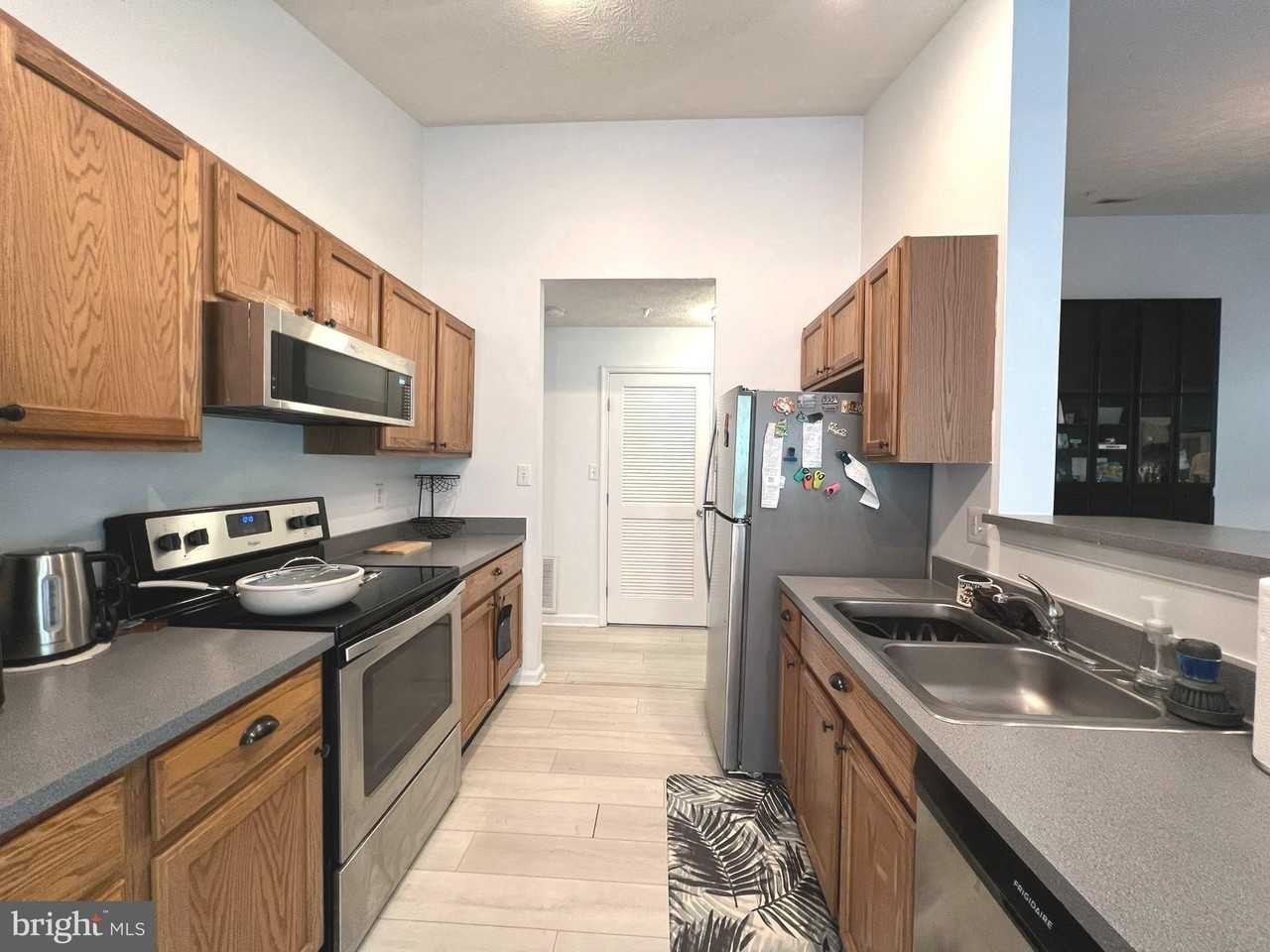 2400 Autumn Harvest Court #303 - Photo 7 of 15