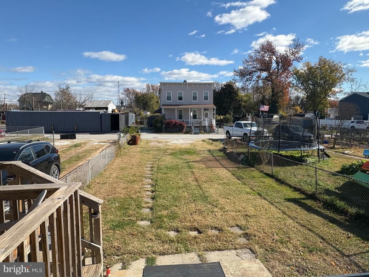 2511 Wagner Avenue - Photo 5 of 13