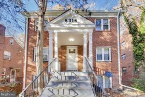 featured image of 8318 Roanoke Ave #6