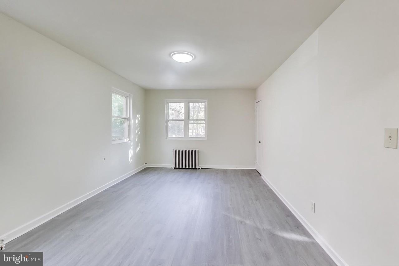 8318 Roanoke Ave #6 - Photo 3 of 10