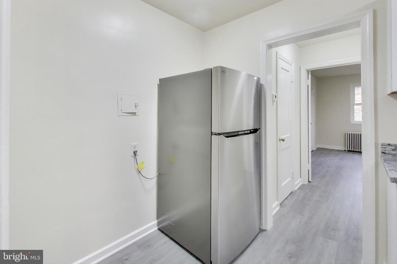8318 Roanoke Ave #6 - Photo 6 of 10