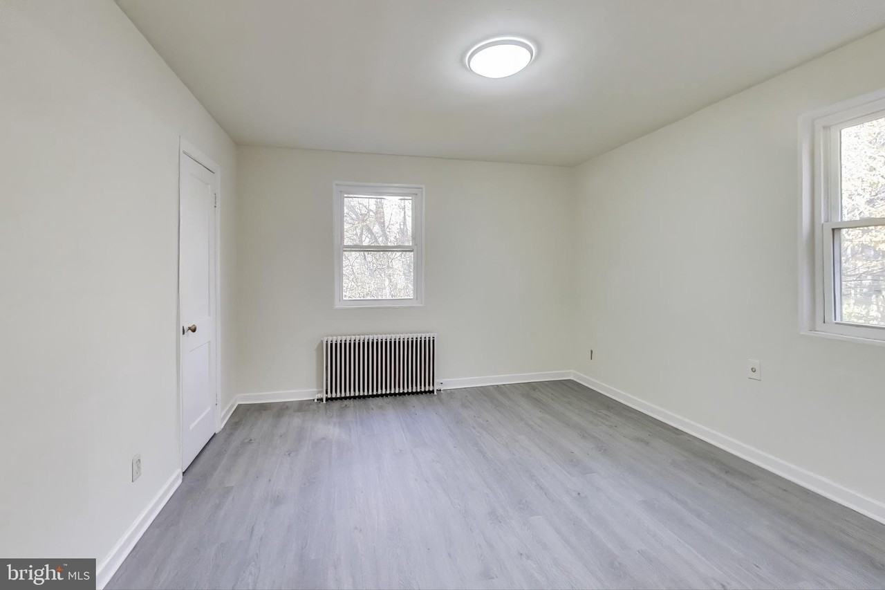8318 Roanoke Ave #6 - Photo 7 of 10