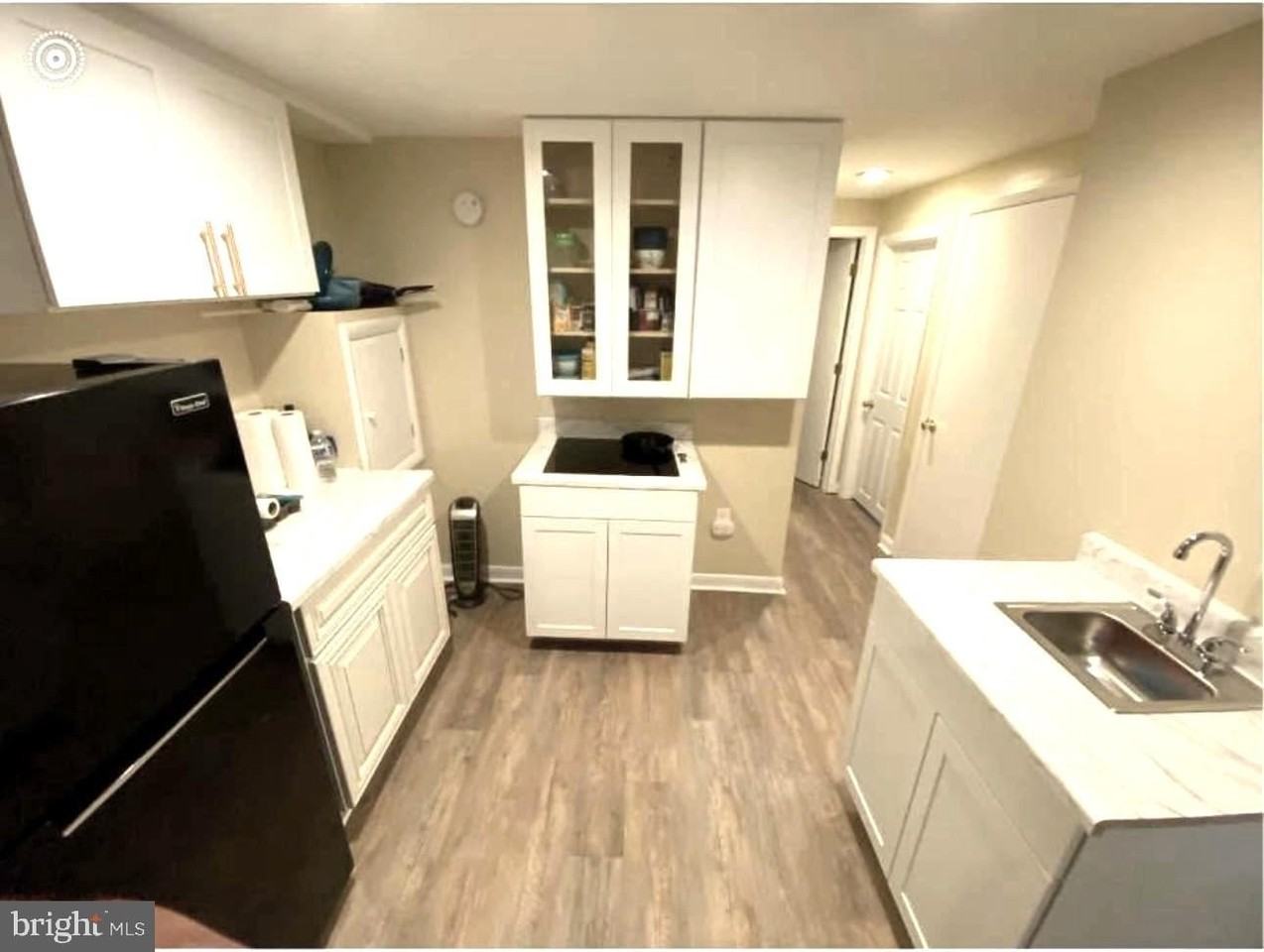 8711 34th Ave - Photo 6 of 9