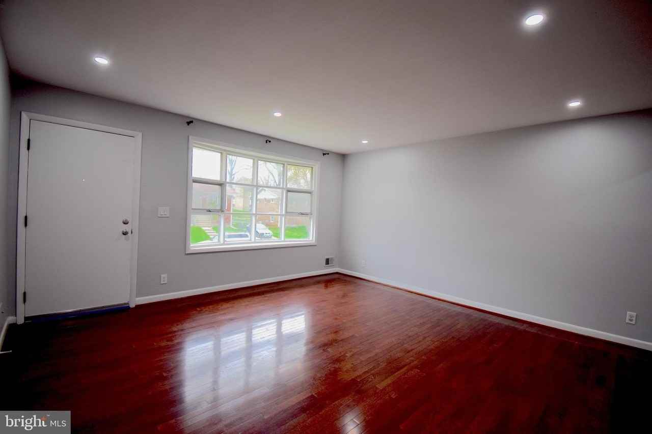 14017 Adkins Road - Photo 7 of 18