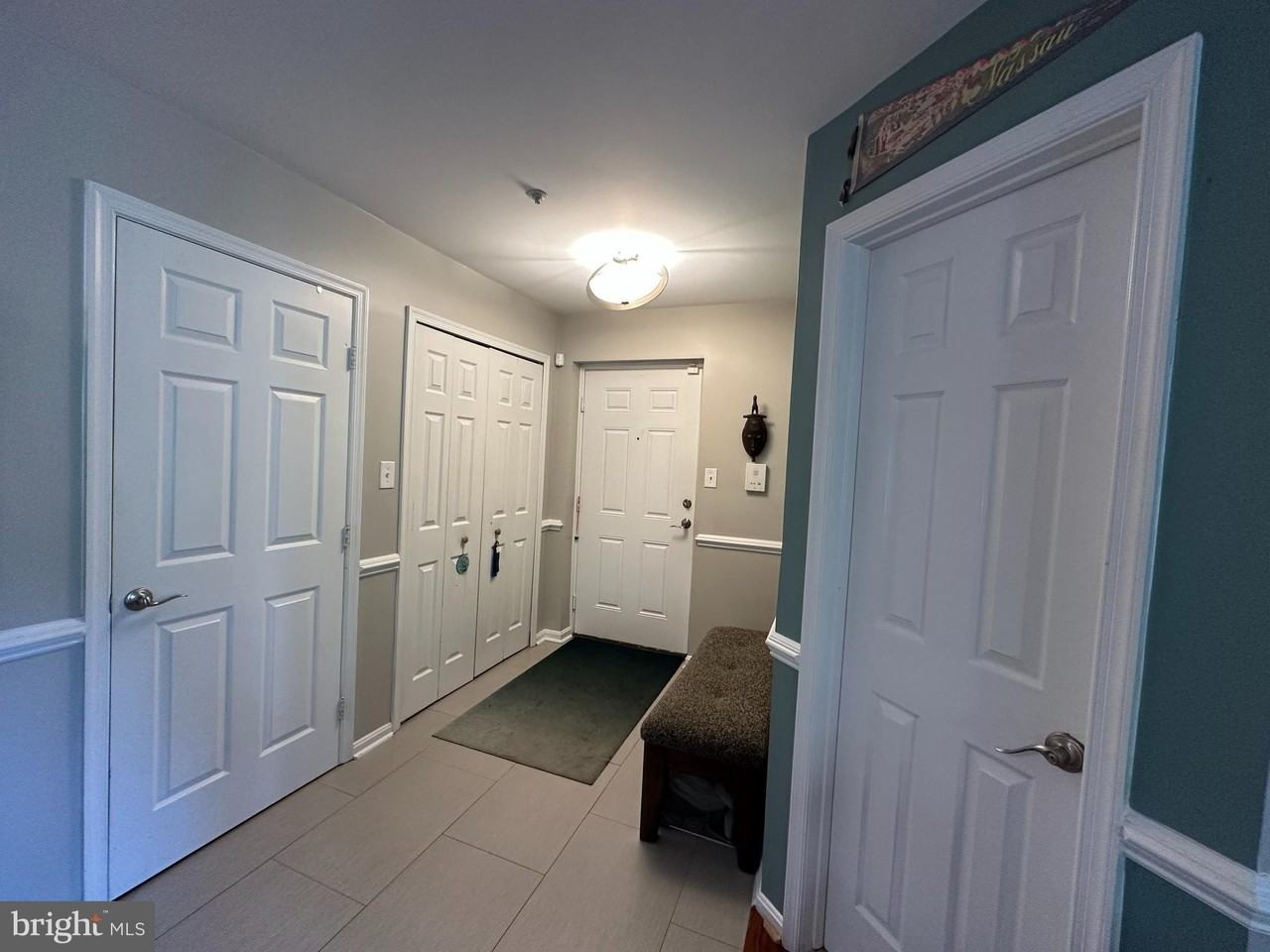 9812 Lake Pointe Court #301 - Photo 6 of 20