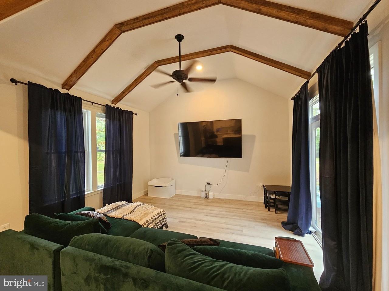 470 Waterfords Edge Ct - Photo 4 of 16