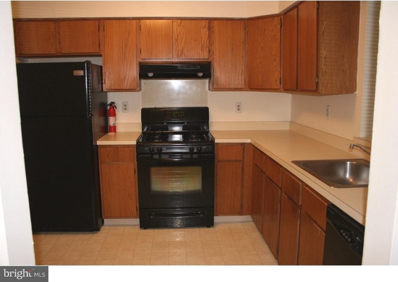 181 Wyndham Place - Photo 7 of 22