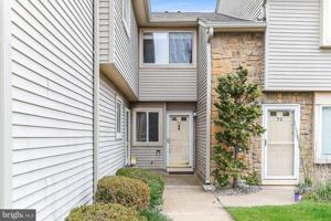 featured image of 94 Teal Court