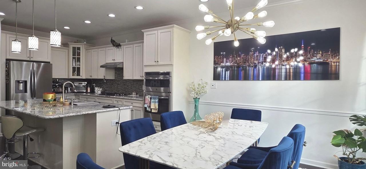 39 Periwinkle Drive #9 - Photo 4 of 22