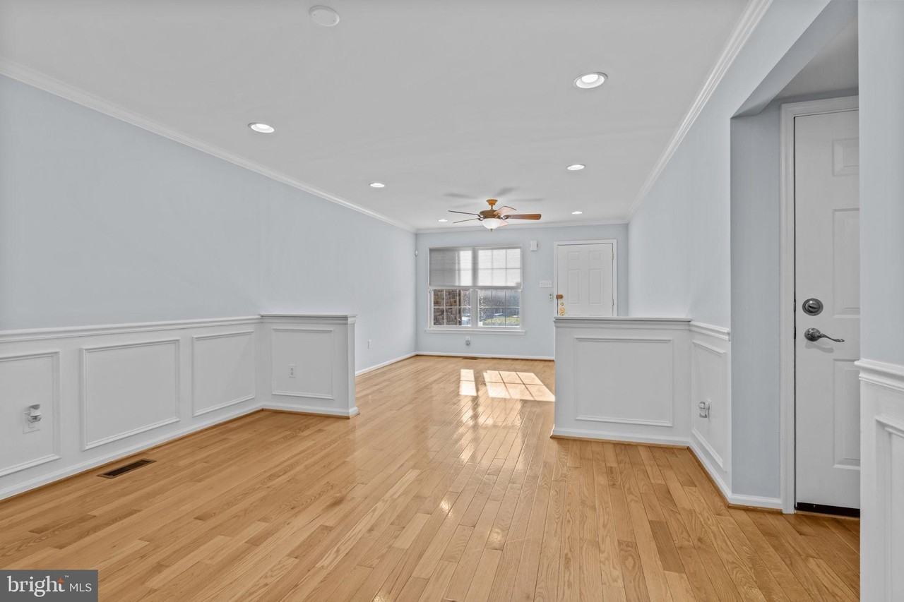 61 Sunrise Court - Photo 4 of 29