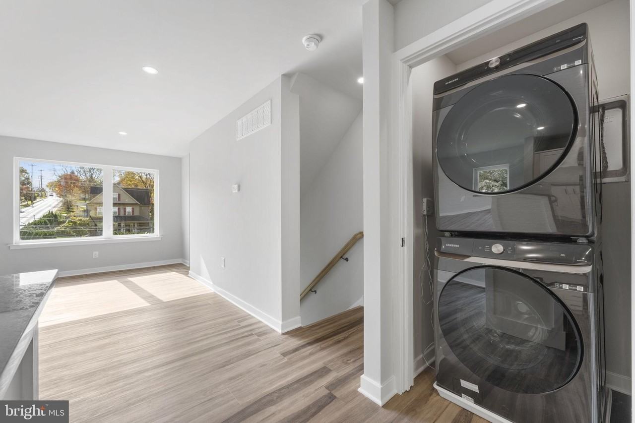 153 Old Lincoln Hwy - Photo 5 of 19