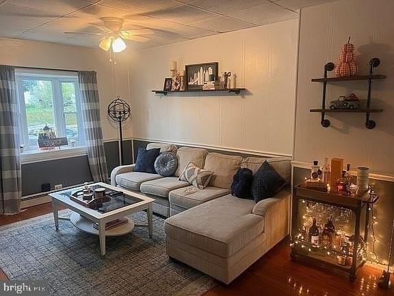 540 West High Street - Photo 4 of 4