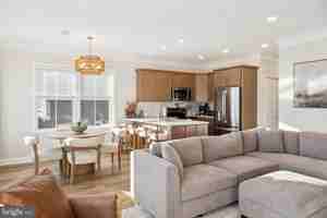 featured image of 40 Evergreen Lane