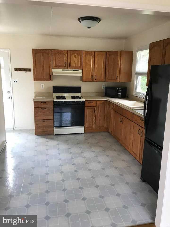 46 E Lemon St - Photo 4 of 8